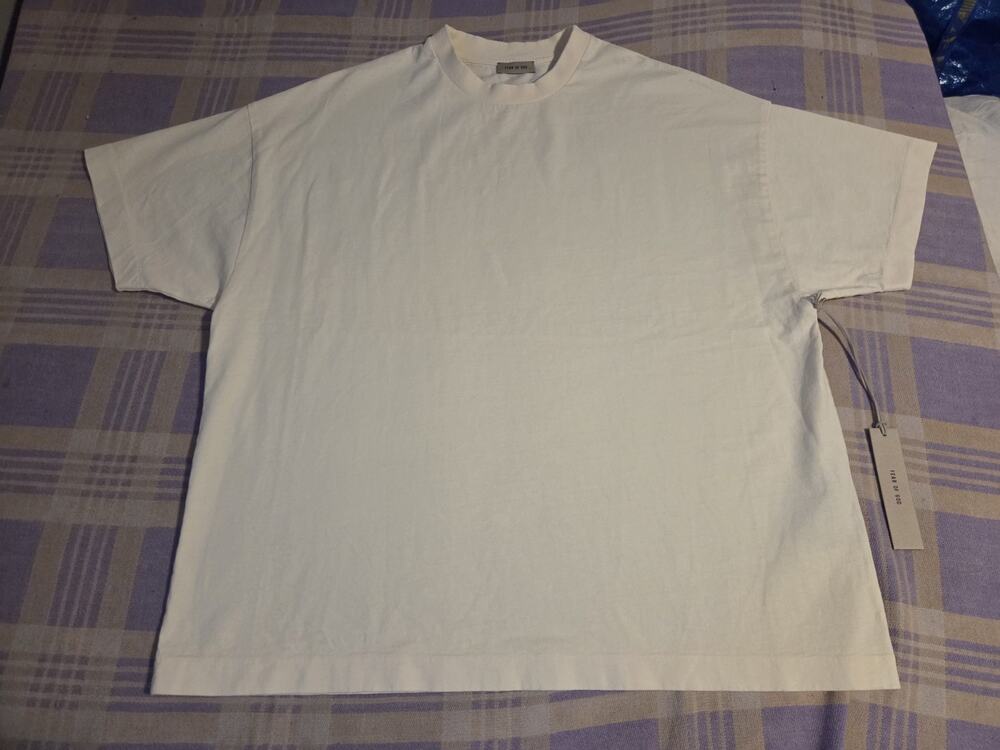 NWT Fear of God White Cotton Logo Oversized Short Sleeve Tee T Shirt Size Small
